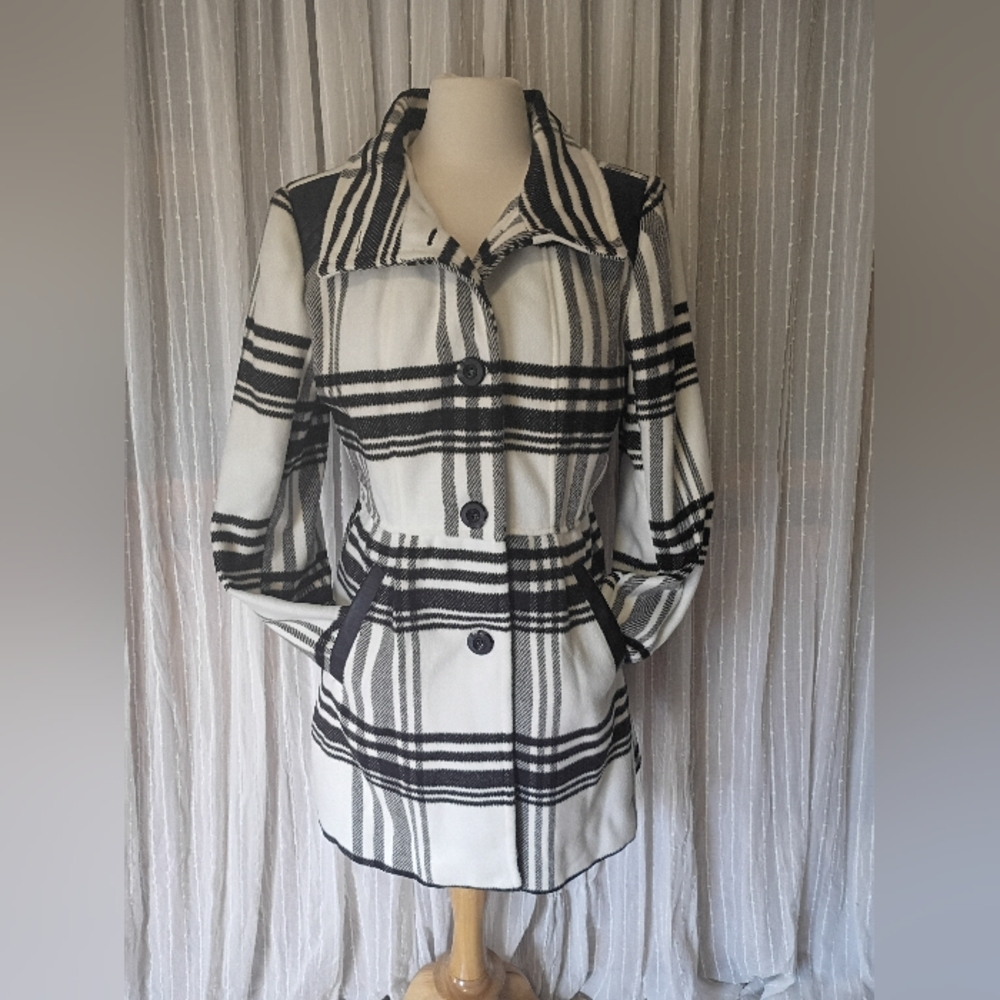 IZ Byer Black White Gray Plaid Trench Jacket Pea Coat Fully Lined Sz Large NWOT